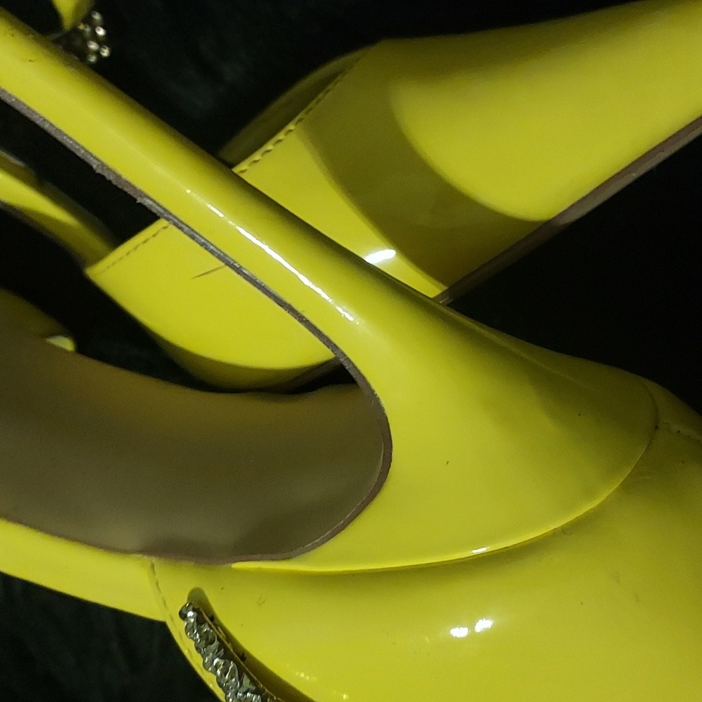 High heels - Picture 6 of 6